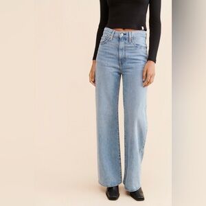 Levi's wide leg rib cage size 29 jeans, high waist, zip closure finished hem